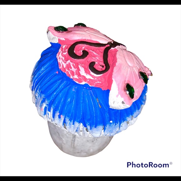 🦋 BUTTERFLY MUSHROOM FIGURINE 🦋 - Picture 10 of 12
